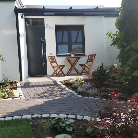 Bungalow Am Stadtwald, 24H Check-In Wolfsburg Exterior photo